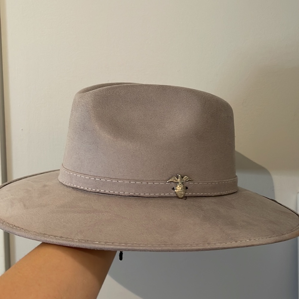 Hat - Picture 2 of 3